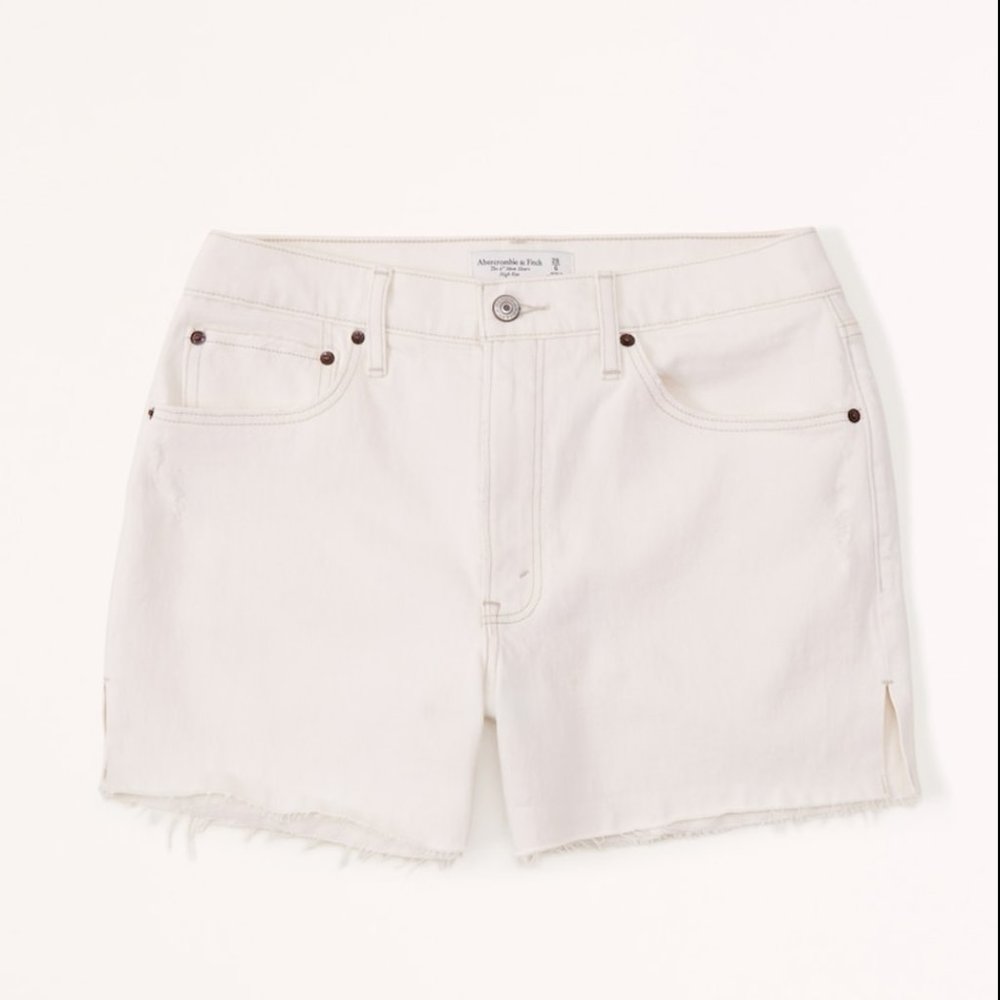 Abercrombie Curve Love High Rise 4 Inch Mom Shorts